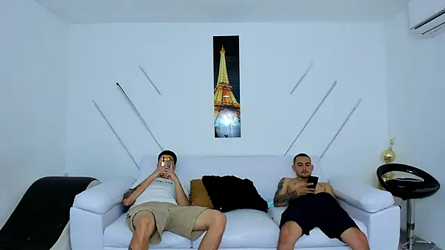 brutal_sex_room2k's Webcam Show