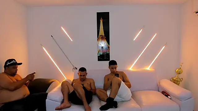 Pertunjukan Kamera Web brutal_sex_room2k