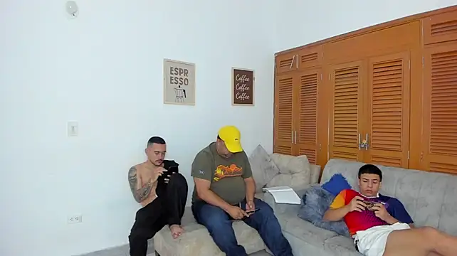 brutal_sex_room2k Show in webcam