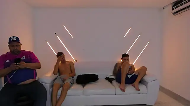 brutal_sex_room2k Webcam Show