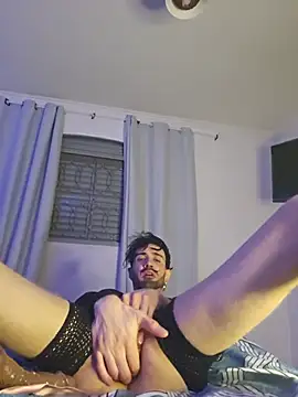 FemboyVinny Show in webcam