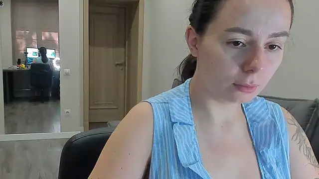 Chat +18 de Di_na_Bell ao vivo