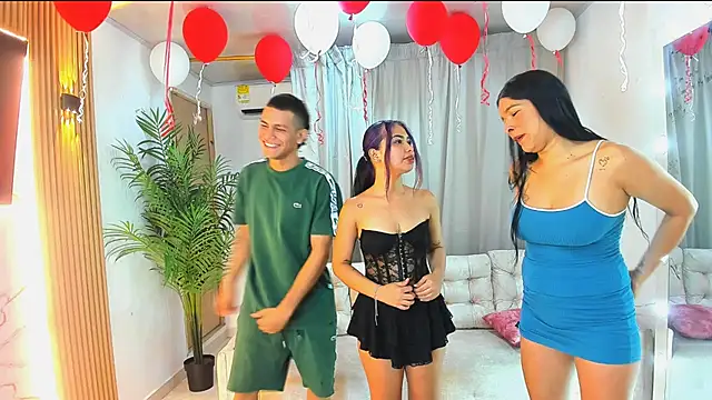 دردشة stangirls_ الجنسية المباشرة