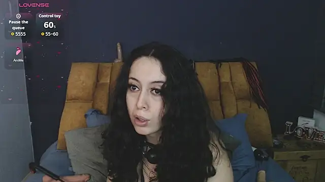 KendraaSimonsn Webbikameraesitys