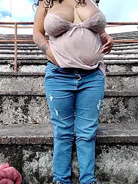 You-sexy-starr's Webcam Show