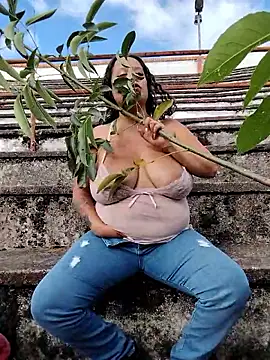 You-sexy-starr's Webcam Show