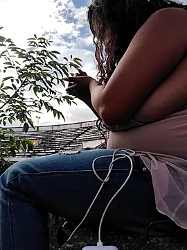 You-sexy-starr's Webcam Show