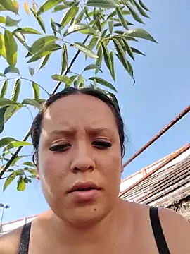 You-sexy-starr: διαδικτυακό σόου στην κάμερα