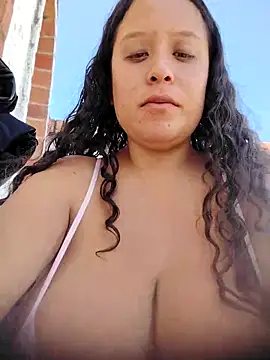 You-sexy-starrn Webbikameraesitys