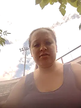 Pokazy przed kamerką – You-sexy-starr