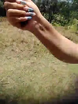 You-sexy-starr: διαδικτυακό σόου στην κάμερα