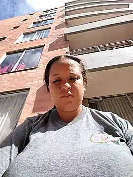 Show de You-sexy-starr na webcam