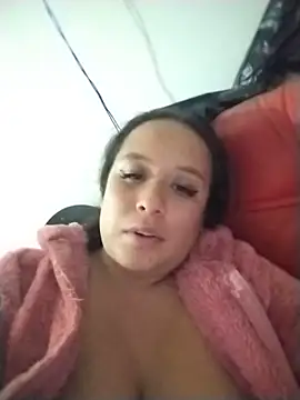 You-sexy-starr élő XXX-chatje