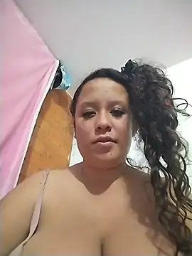 Chat XXX en directo de You-sexy-starr