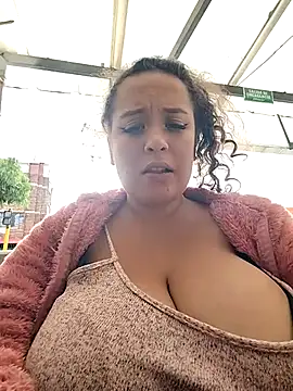 You-sexy-starr's Webcam Show