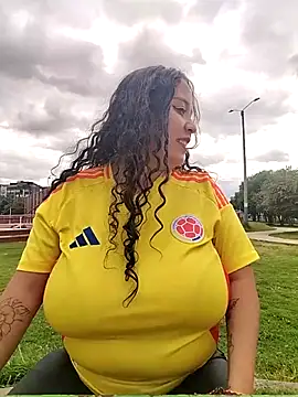 You-sexy-starr élő XXX-chatje
