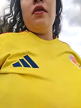Pokazy przed kamerką – You-sexy-starr