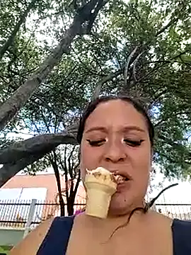 You-sexy-starr Webcam show