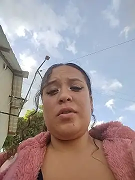 You-sexy-starr Show in webcam