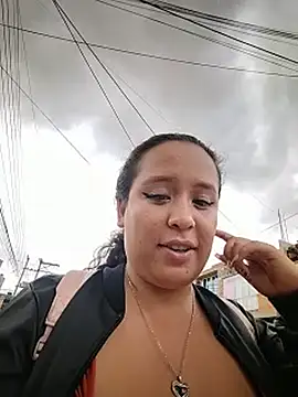 Show de You-sexy-starr na webcam
