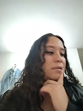 Show modela You-sexy-starr na web-kameri