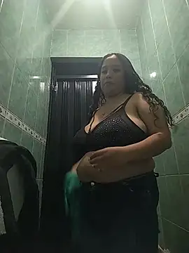 הופעת וובקאם של You-sexy-starr