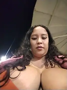 Chat XXX en directo de You-sexy-starr