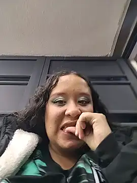 Chat +18 de You-sexy-starr ao vivo