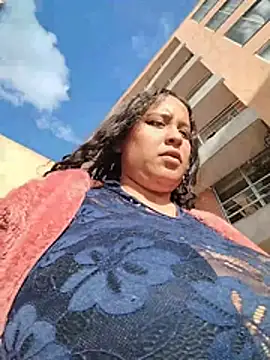 Show de You-sexy-starr na webcam
