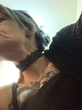 evieSkyy Live XXX-chat