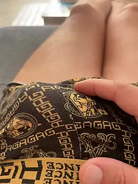 hommesexy02 在線直播表演