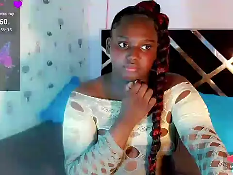 TheperfectblackTS' Webcam Show