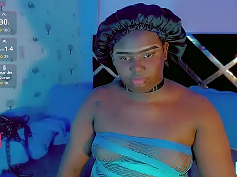 TheperfectblackTS' Webcam Show