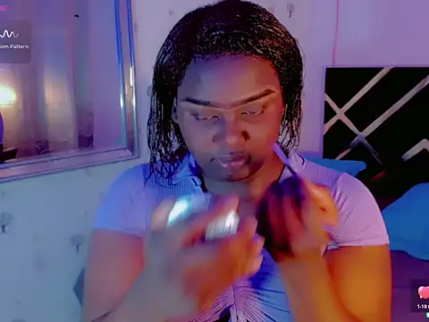 Hugemonsterblack's Webcam Show