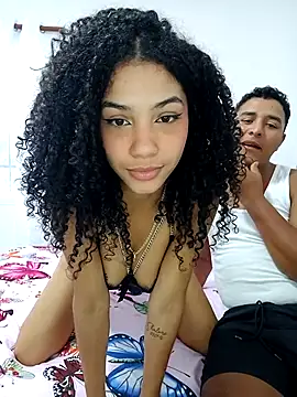 CurlyBitch Show in webcam