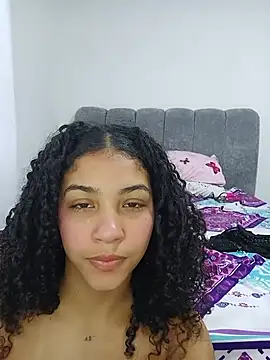 הופעת וובקאם של CurlyBitch