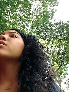 CurlyBitch Pertunjukan Webcam