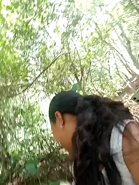โชว์เว็บแคมของ CurlyBitch