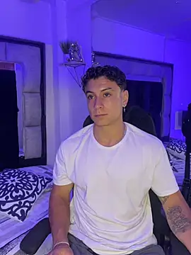 MR_MUSCLE's Webcam Show