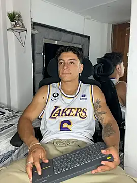 MR_MUSCLE Pertunjukan Webcam