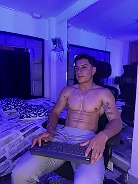 MR_MUSCLE Pertunjukan Webcam