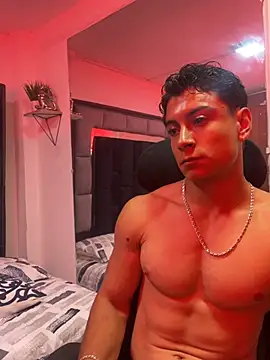 MR_MUSCLE Show in webcam