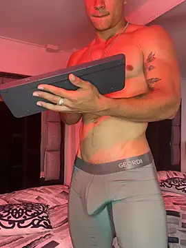 MR_MUSCLE webkamerás műsora
