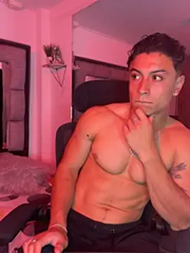 MR_MUSCLE Show in webcam