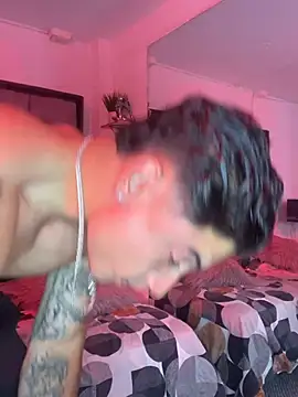 MR_MUSCLE's Webcam Show
