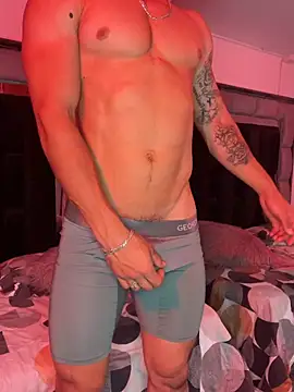 MR_MUSCLE's Webcam Show