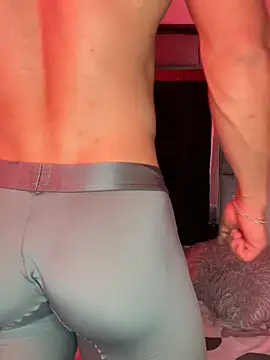 MR_MUSCLEのウェブカメラショー