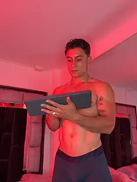 MR_MUSCLE Pertunjukan Webcam