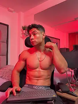MR_MUSCLE Adlı Modelin Web Kamerası Şovu