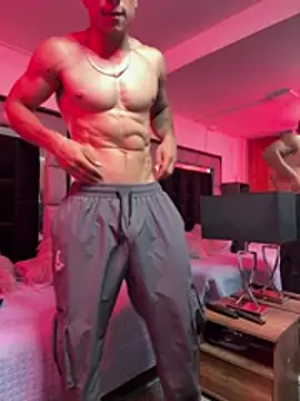 MR_MUSCLE Pertunjukan Webcam